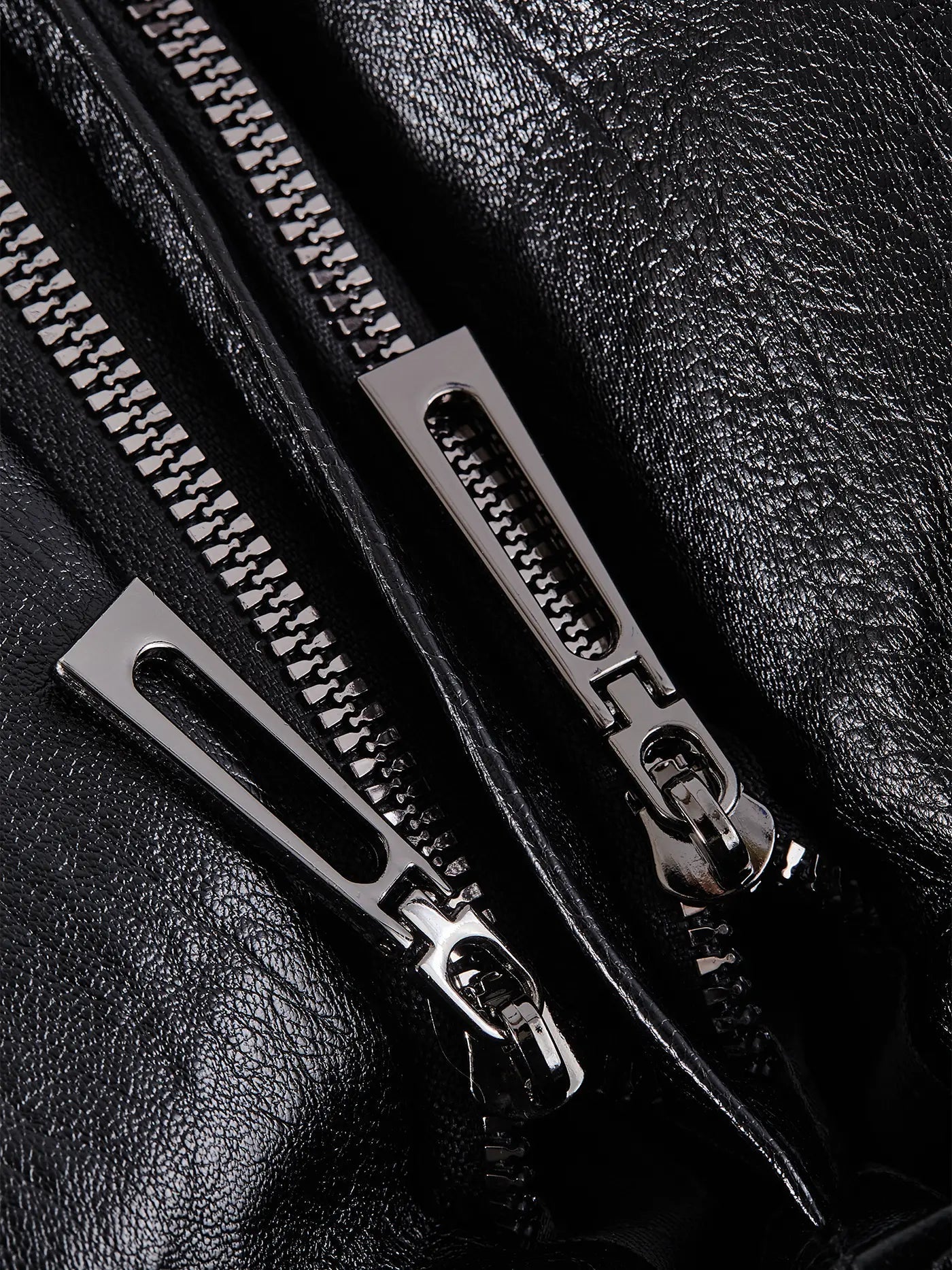 Classic Multi-Pocket Shoulder Bag – Stylish & Versatile for Everyday Use