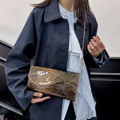 Adeline - Serpentine Chain Shoulder Messenger Bag