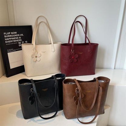 Delilah - Underarm Textured Tote Bag