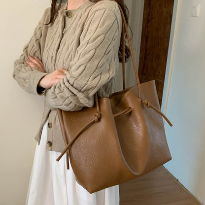 Pippa - Retro Shoulder Commuter Tote Bag For Work